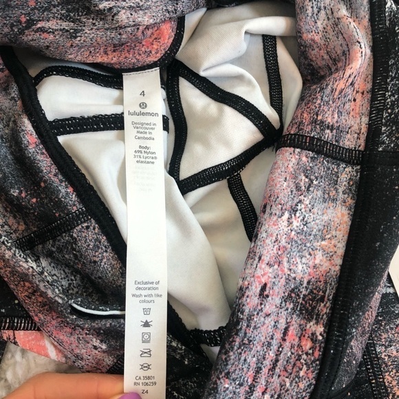 🆕 Lululemon Time To Sweat Crop 23” s… - Picture 5 of 10